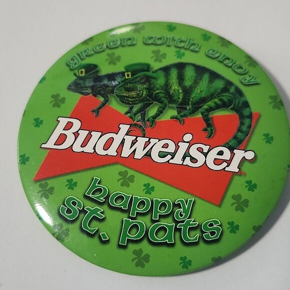 Vintage 1990s Budweiser Button Pin St. Patricks Day - Picture 2 of 4